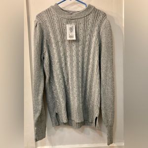 CROWN & IVY SWEATER Sz L